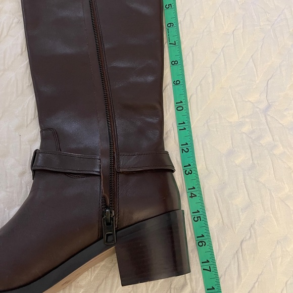Coach NWOB Brown Leather Boots Size 9B / 39 - Picture 9 of 10
